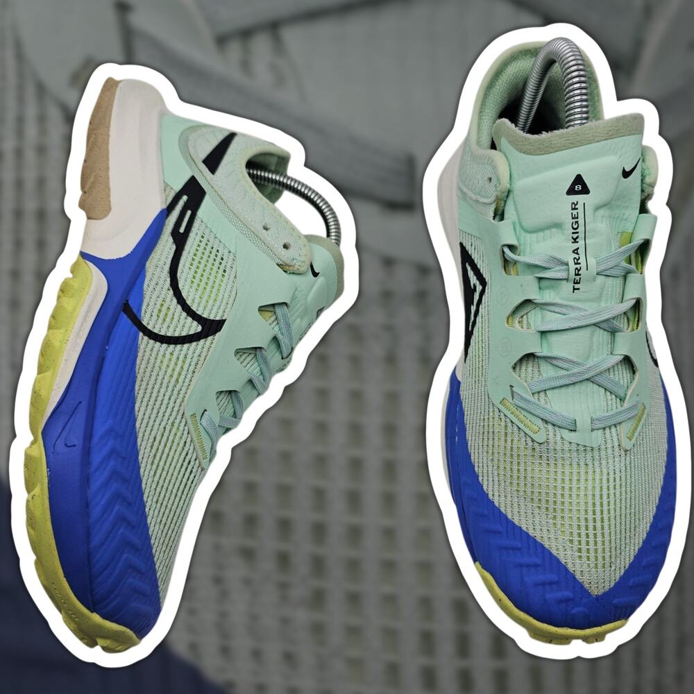 Nike Air Zoom Terra Kiger 8 Mint Foam Night Forest Womens 8 Trail Running Shoes